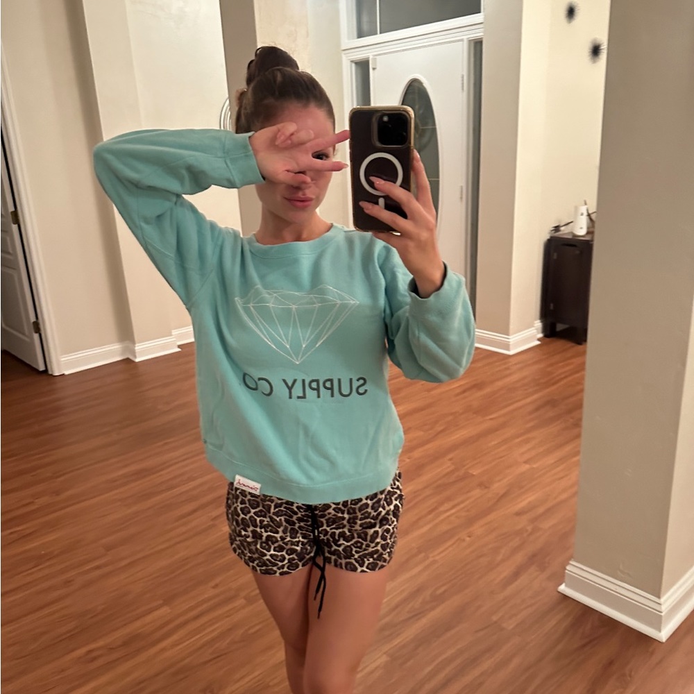 Crewneck